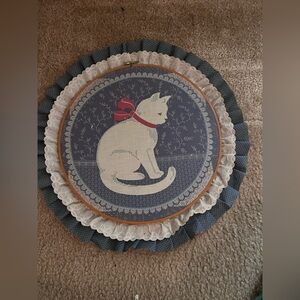 Decorative Cat Embroidery Hoop with Lace